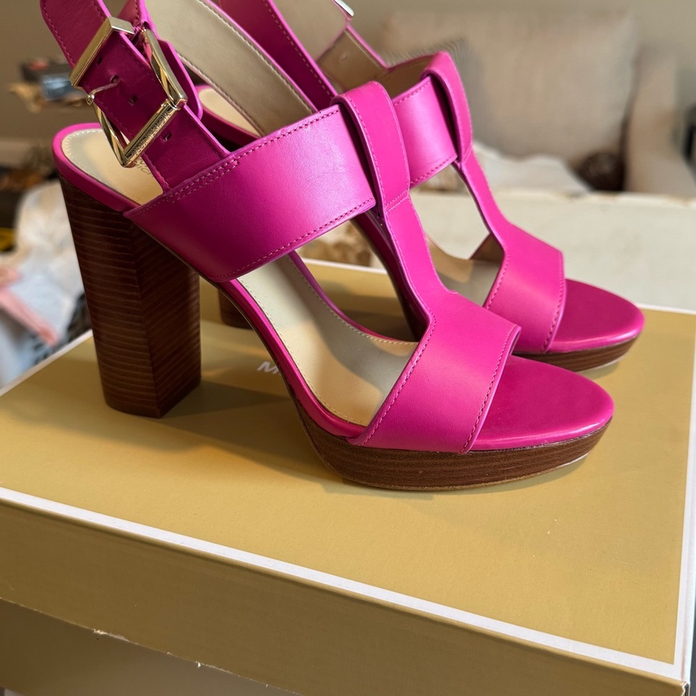 Michael Kors Becker Leather Platform Sandals Block Heel in Wild Berry